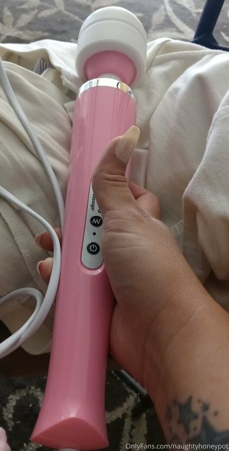 naughtyhoneypot naked pornstar photos