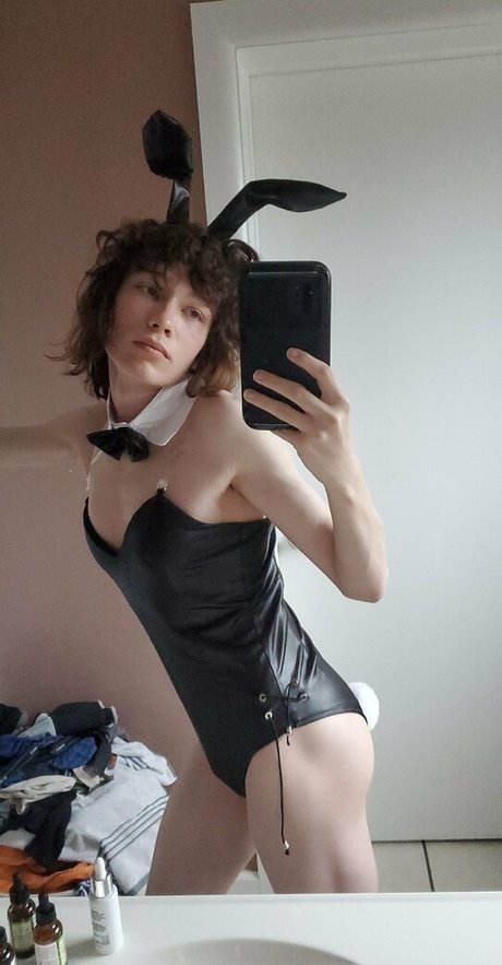 Xaviey naked pornstar images