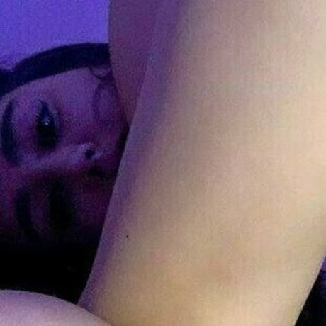 Husvjal model high quality pictures