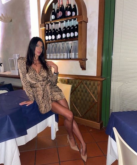 Valentina Venturi pornstar top img