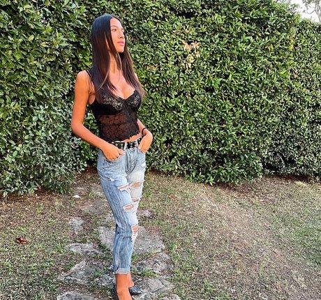 non nude onlyfans exclusive img