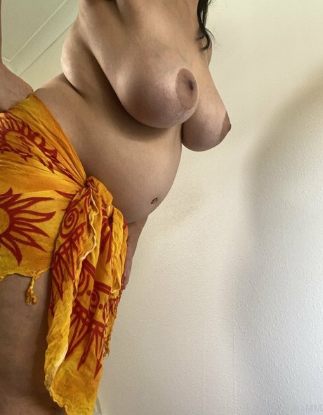 SaraMM star xxx photo