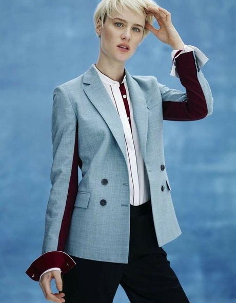 Mackenzie Davis model adult photos