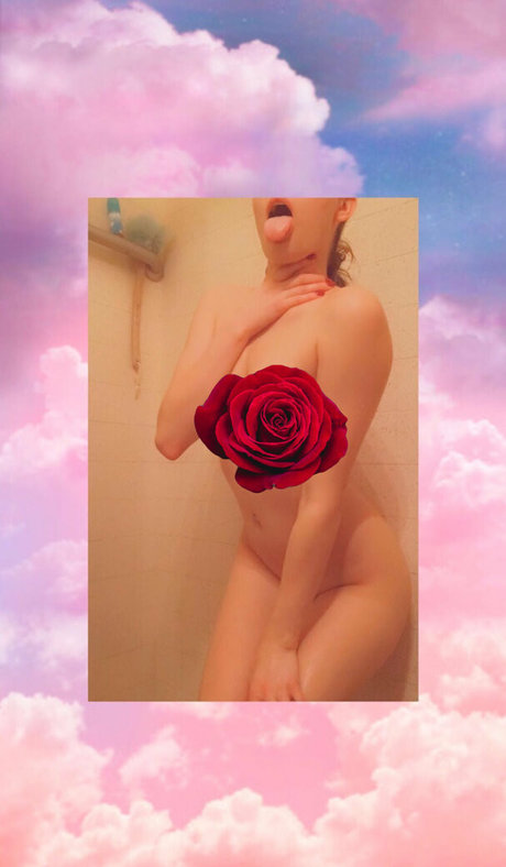 secretsubmissiv model beautiful photo