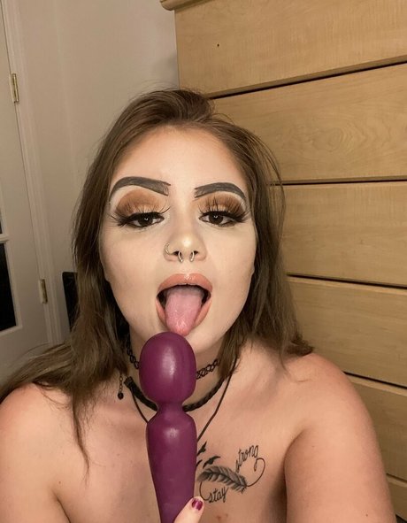 freebaddieebabe nudes actress pictures