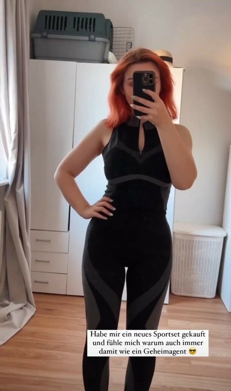 Feedeline star pornographic img