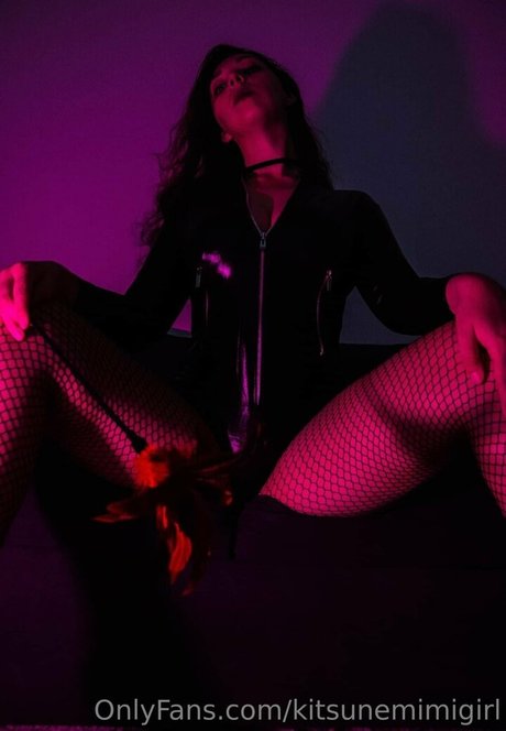 kitsunemimigirl model exclusive photo