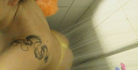 Raphaela Sinopoli model perfect pics