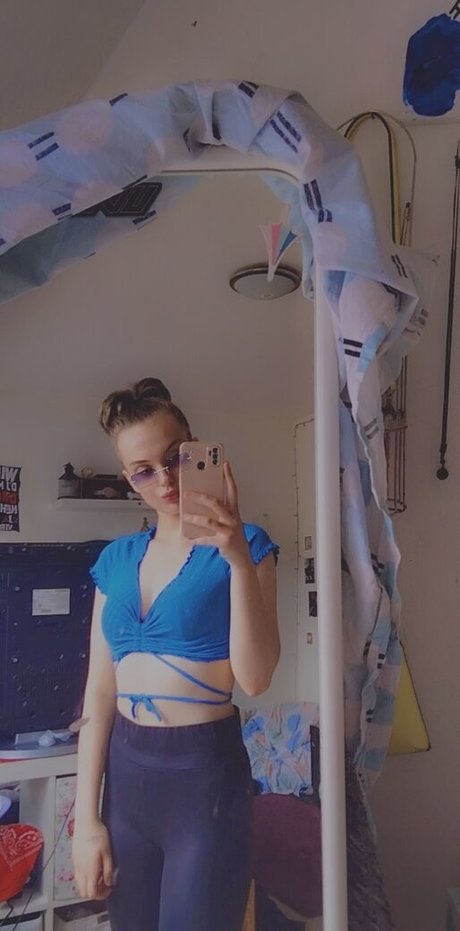 Paula Landmesser nice pornstar image