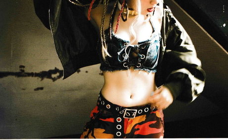 Mizuhashi Mai pornstar naked pic