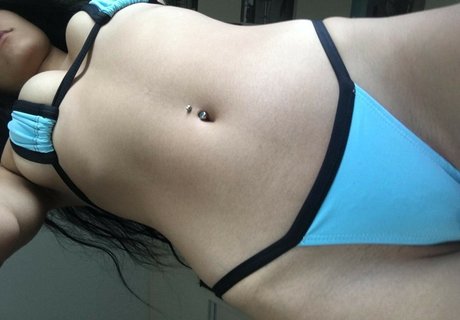 Evanoragirl pornstar naked photos