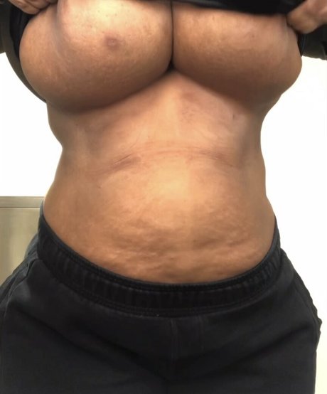 theafr0pic naked actress gallery