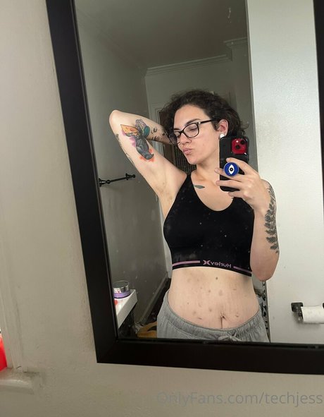 techjess pretty model pics