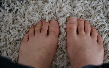 male feet uk hot model picture