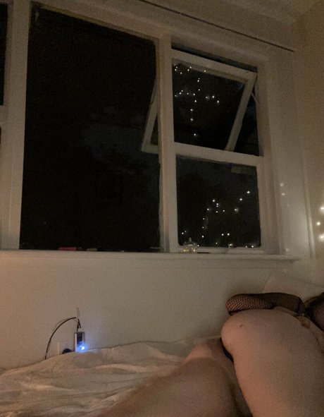 brunette pussy onlyfans porn pics