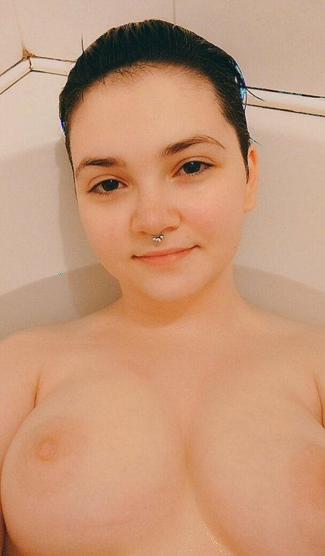 luciuskitten perfect actress pic