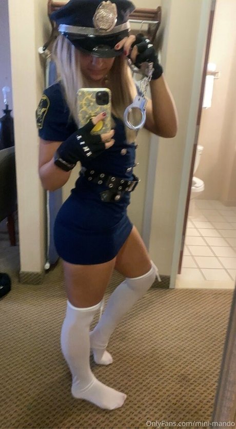 mini mando pornstar adult photos