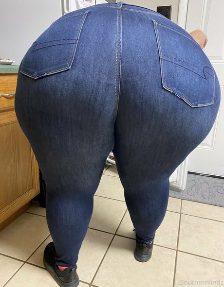 southernlindz art actress pictures