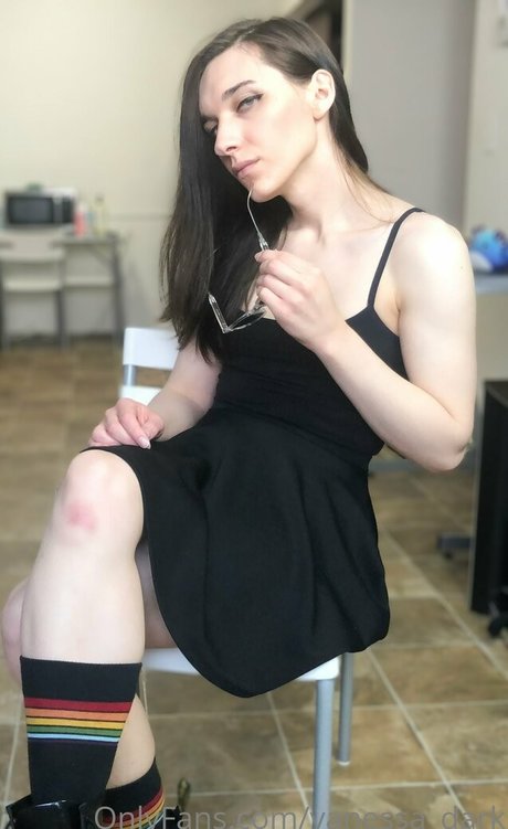 vanessa dark sexy model picture