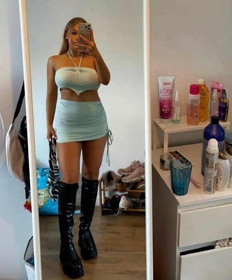 guy onlyfans hot sex image