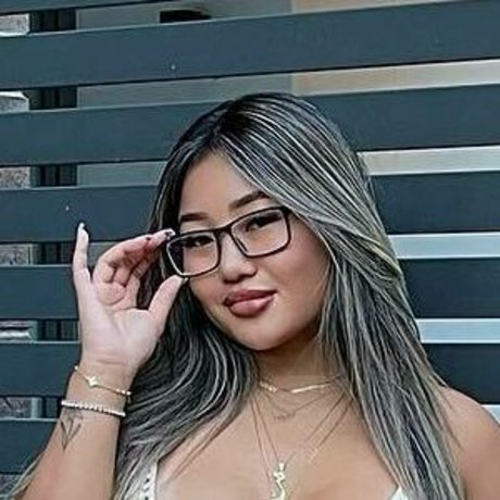 W indy pornographic star pics