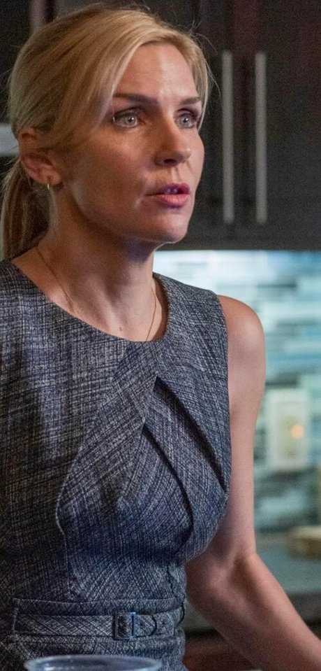 Rhea Seehorn hot model photos