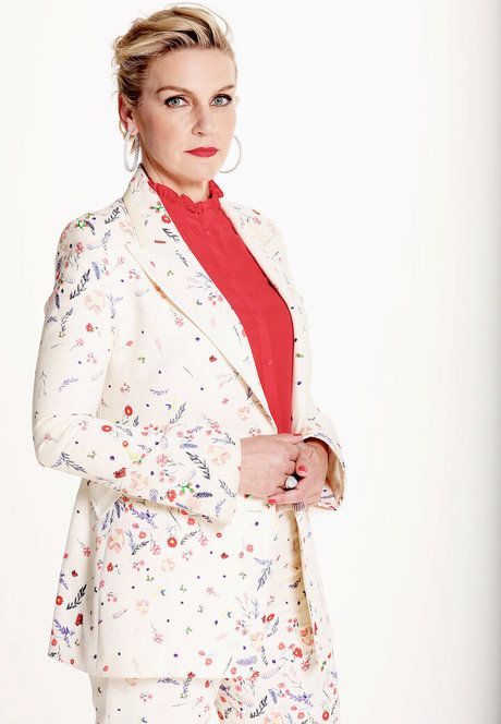 Rhea Seehorn free pornstar pics