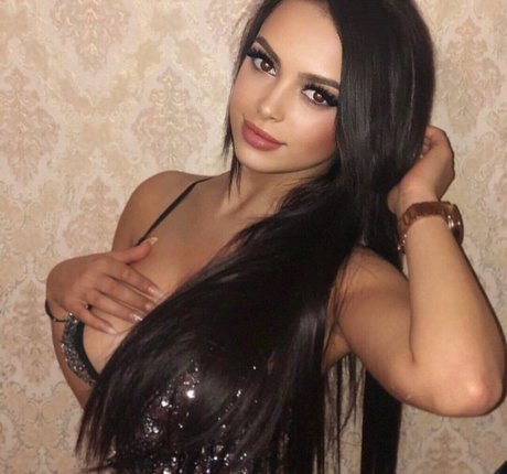 Maya Bulgarien pornstar exclusive picture