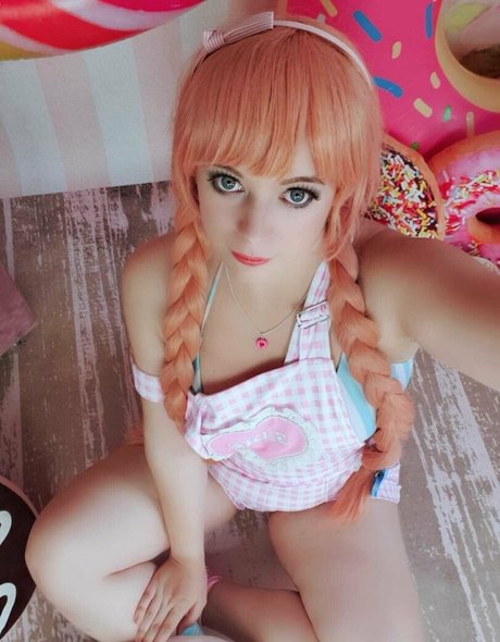 Lysande Gunaretta star erotic photos