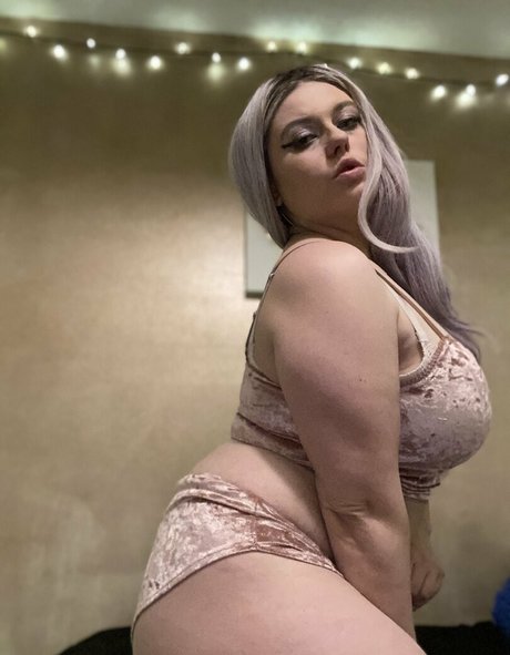 britanybomber perfect star img