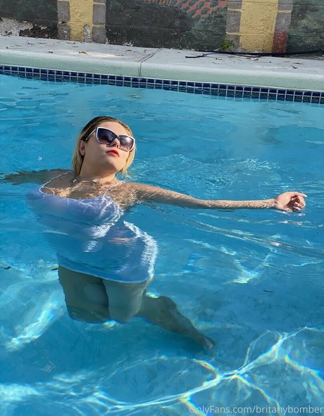 britanybomber beautiful star image