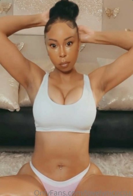 Lovelynicocoa pornstar xxx picture