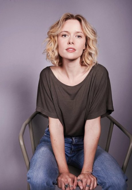 Amelia Eve model hot img