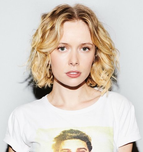 Amelia Eve hd pornstar image