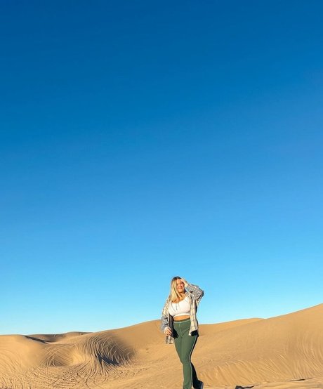 busty solo onlyfans free xxx pictures