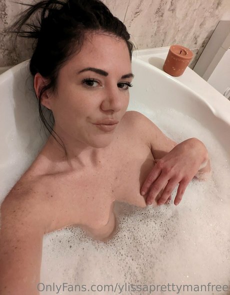 ylissaprettymanfree pornstar adult pics