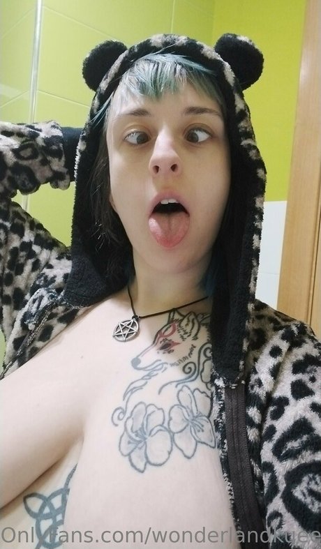 wonderlandkueen pornstar nude galleries