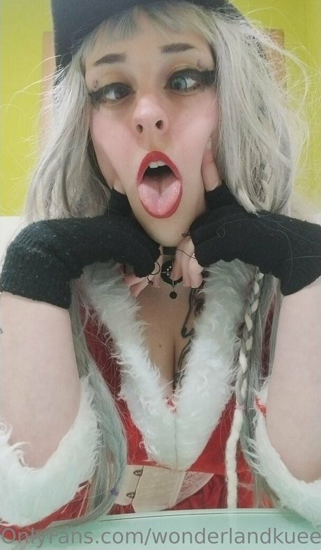 wonderlandkueen sexy star pic