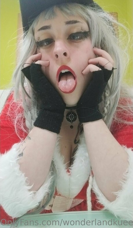 wonderlandkueen star porn photo