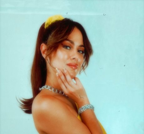 btsyourvirgogirlfriend star pretty pic