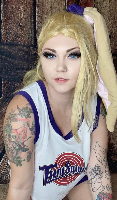 canadiancomiccutie erotic model pics