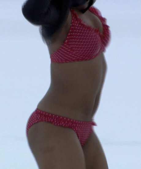 Angellica Bell star sexy picture