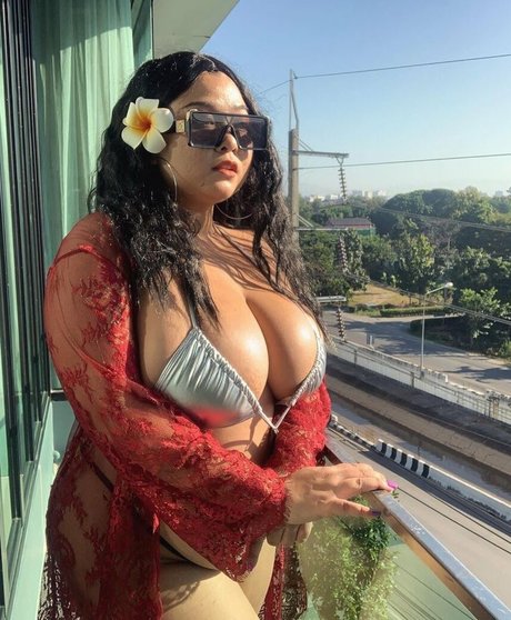 Tananya1992 model erotic gallery