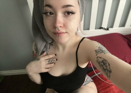 getmeoffpls pornstar exclusive photos