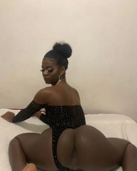 Melissa Vitoria nude actress pic