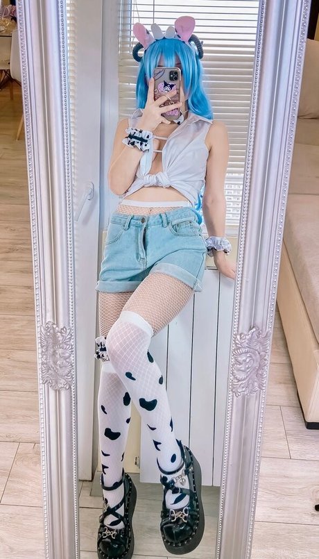 Anayami nude model pic