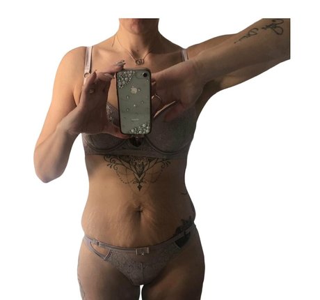 ukwife41 nice actress pics