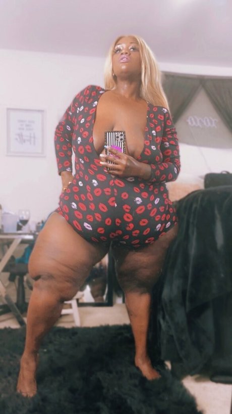 thick latina milf onlyfans porno pics