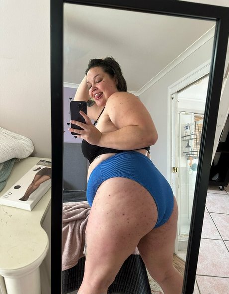 hartdaisyfree erotic star pic