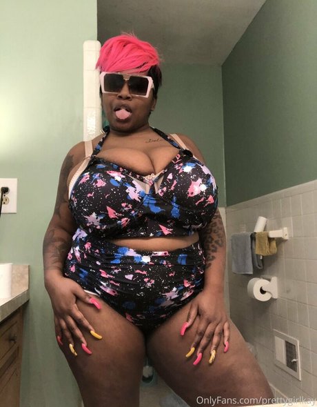 famousstarkmarie model adult pic